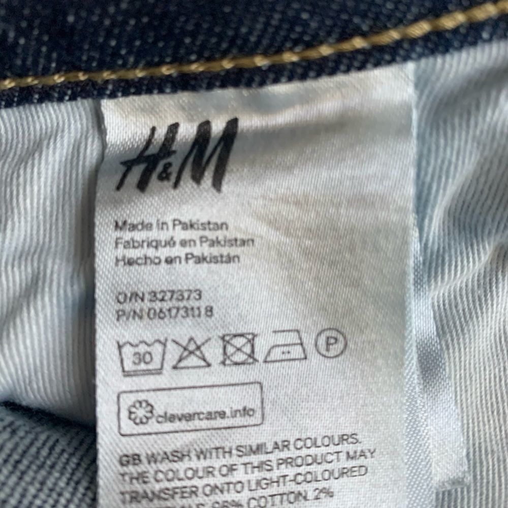 H&M Jeans  - Picture 8 of 9